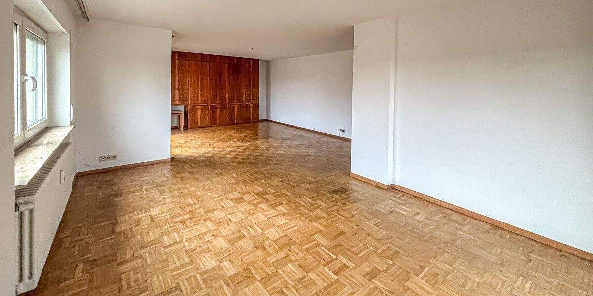 Etagenwohnung Kehl - 3 Zimmer, 110 m&sup2;, 1.000&euro; | Angebot:25820428