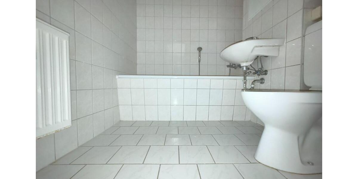 Etagenwohnung Schönebeck (Elbe) - 3 Zimmer, 57 m&sup2;, 320&euro; | Angebot:24487474