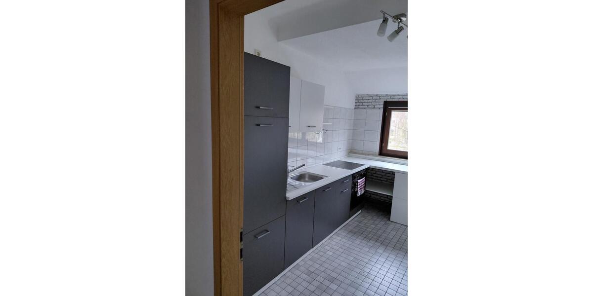 Dachgeschoßwohnung Dillingen (Saar) - 1 Zimmer, 100 m&sup2;, 1.050&euro; | Angebot:24796290