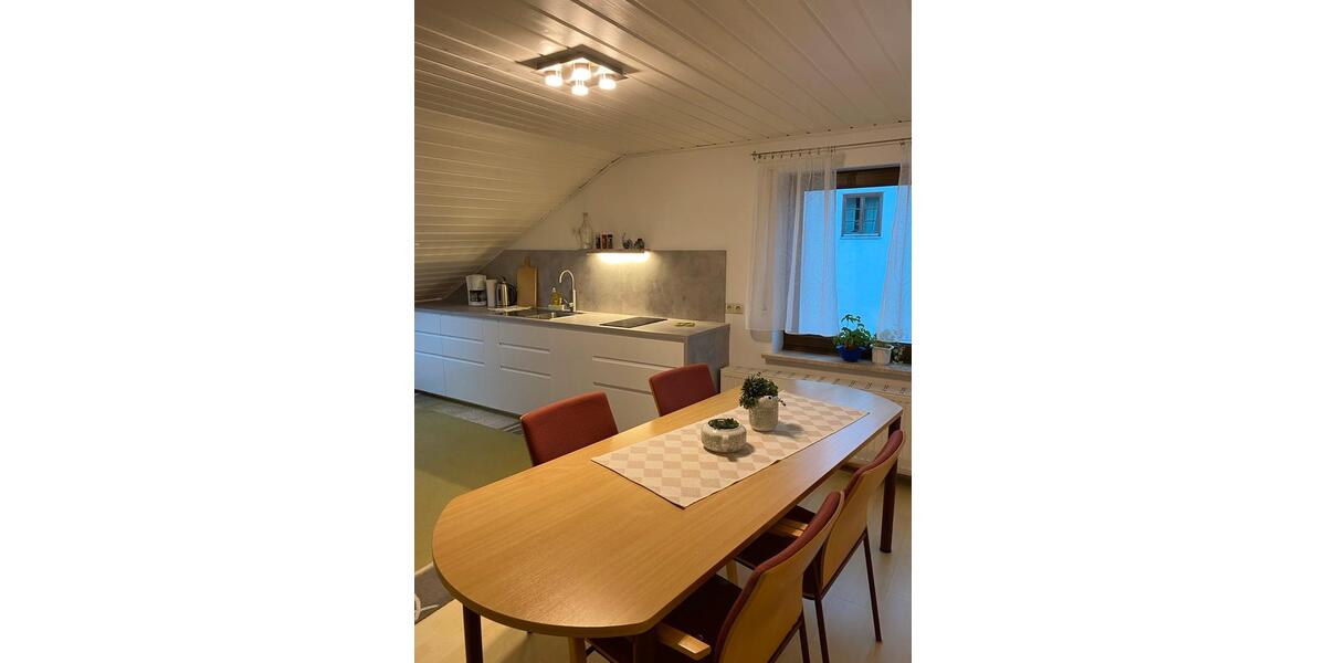 Etagenwohnung Fuchsmühl - 1 Zimmer, 28 m&sup2;, 35&euro; | Angebot:26497727