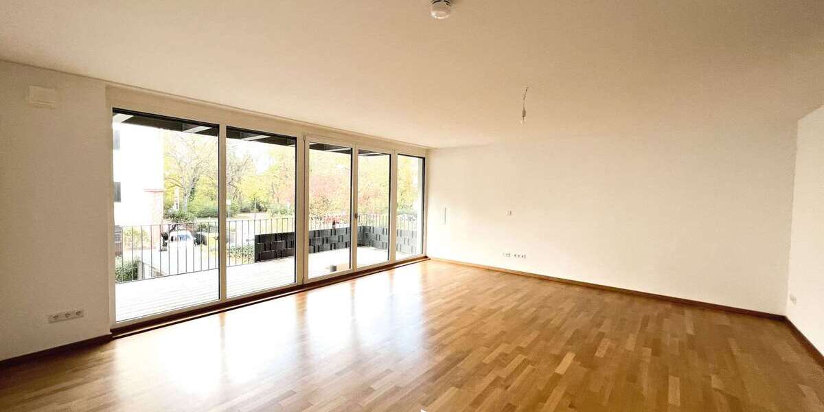Wohnung zum Mieten in Würzburg 2.200 € 147 m² 5 zimmer