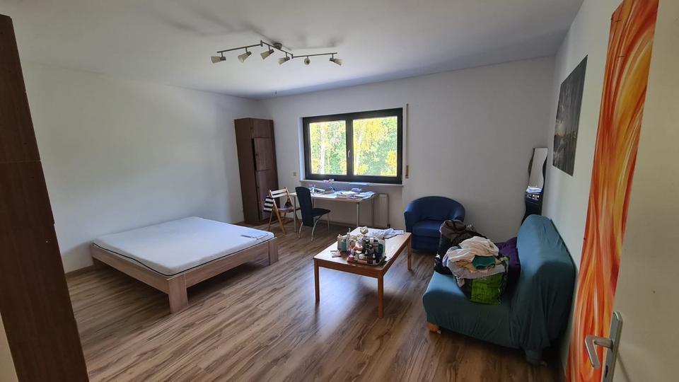 1 Zimmer in 4er Wohngemeinschaft ab sofort bzw. 01.09.2025