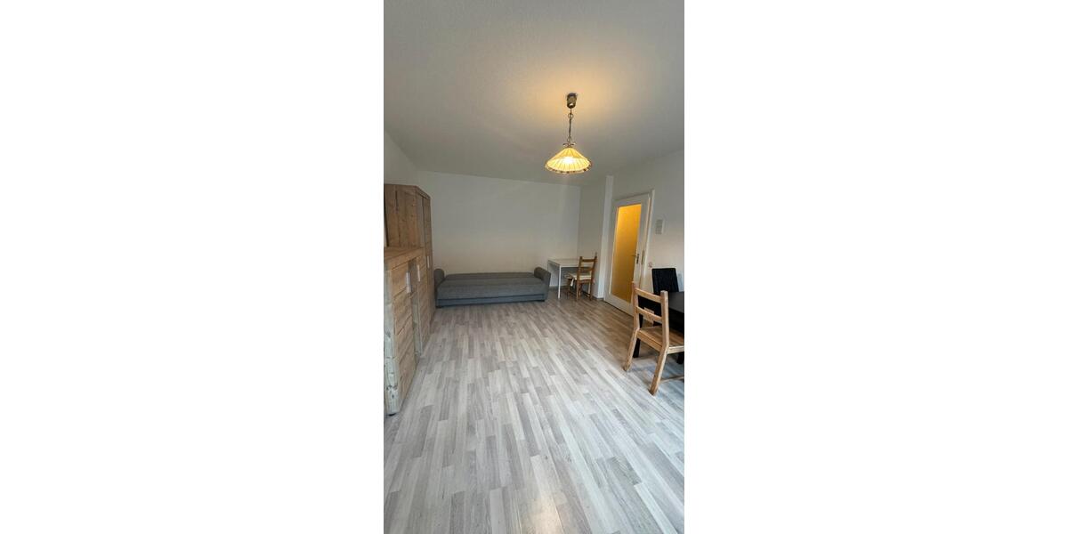 Etagenwohnung Düsseldorf Düsseltal - 1 Zimmer, 27 m&sup2;, 621&euro; | Angebot:26532650
