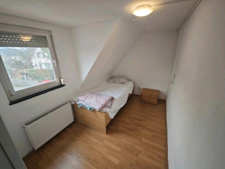 Wohnen auf Zeit Nürtingen - 1 Zimmer, 10 m&sup2;, 360&euro; | Angebot:24682613