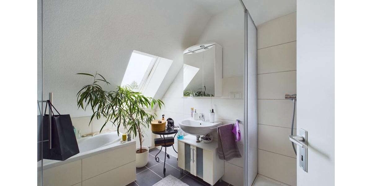 Dachgeschoßwohnung Barsinghausen - 2 Zimmer, 63 m&sup2;, 750&euro; | Angebot:26347977