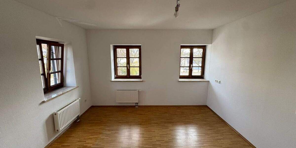 Etagenwohnung Röhrmoos Großinzemoos - 3 Zimmer, 78 m&sup2;, 1.200&euro; | Angebot:25895838