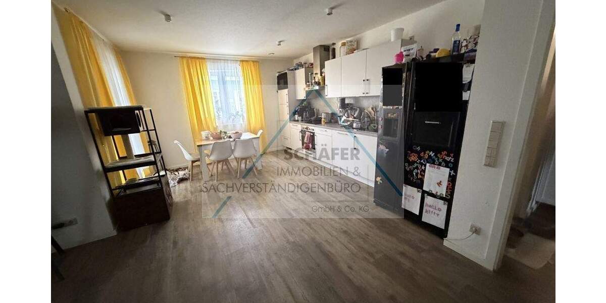 Etagenwohnung Syke - 5 Zimmer, 118 m&sup2;, 1.250&euro; | Angebot:25742411