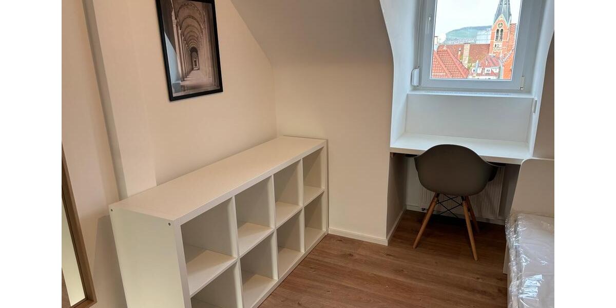 Wohnen auf Zeit Metzingen - 1 Zimmer, 10 m&sup2;, 599&euro; | Angebot:24463142