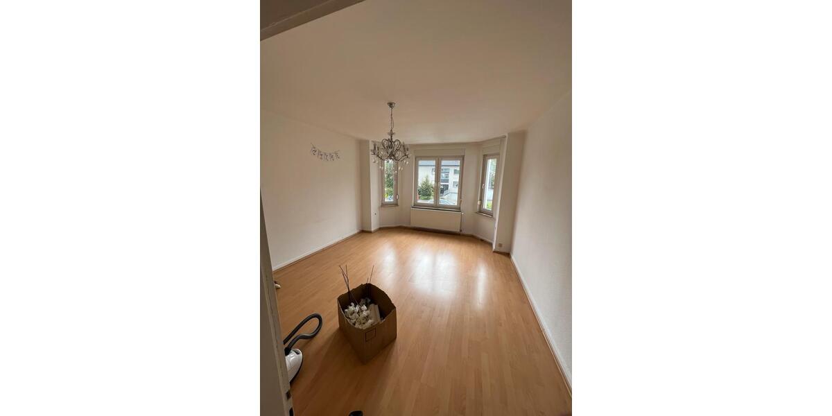 Erdgeschoßwohnung Herford Falkendiek - 3 Zimmer, 80 m&sup2;, 1.000&euro; | Angebot:26137162