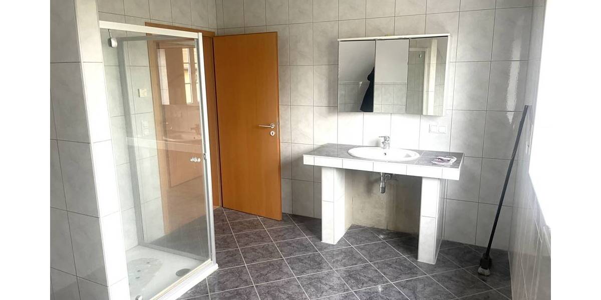 Etagenwohnung Monsheim - 3 Zimmer, 103 m&sup2;, 1.100&euro; | Angebot:26556658