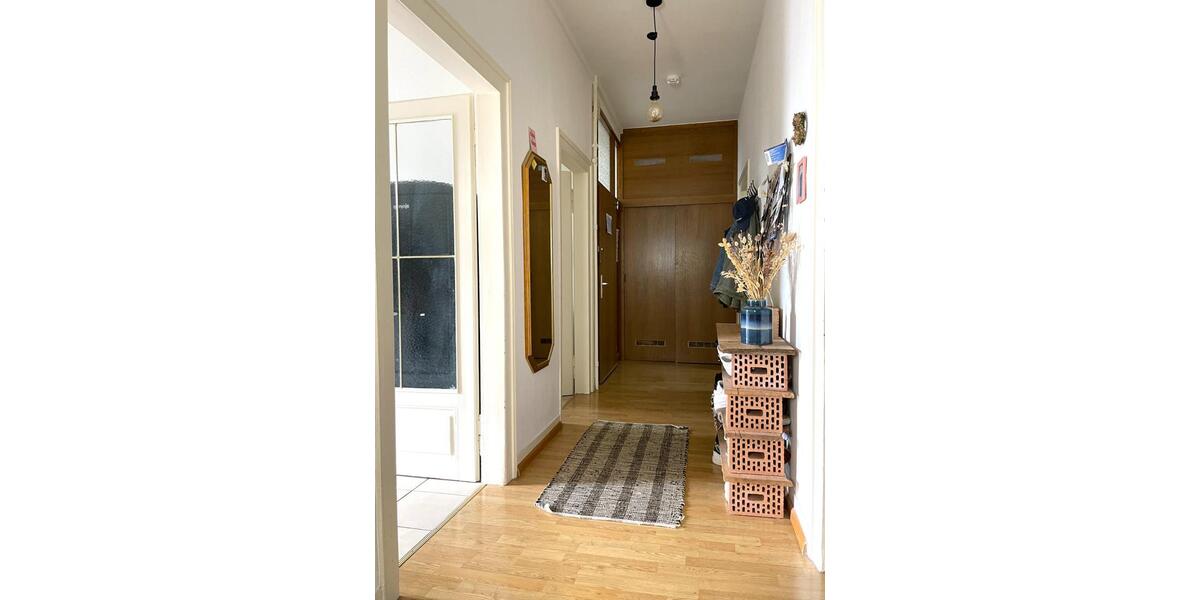 Etagenwohnung Offenburg Rammersweier - 4 Zimmer, 105 m&sup2;, 1.000&euro; | Angebot:25205385