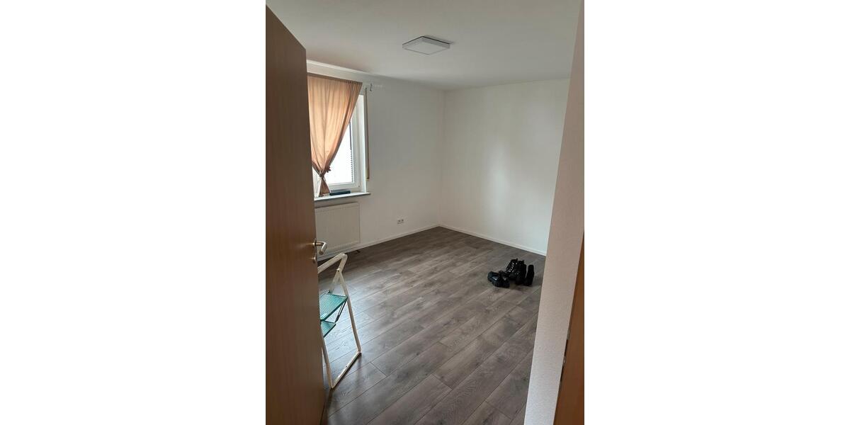 Erdgeschoßwohnung Vöhringen - 4 Zimmer, 106 m&sup2;, 1.500&euro; | Angebot:26561079