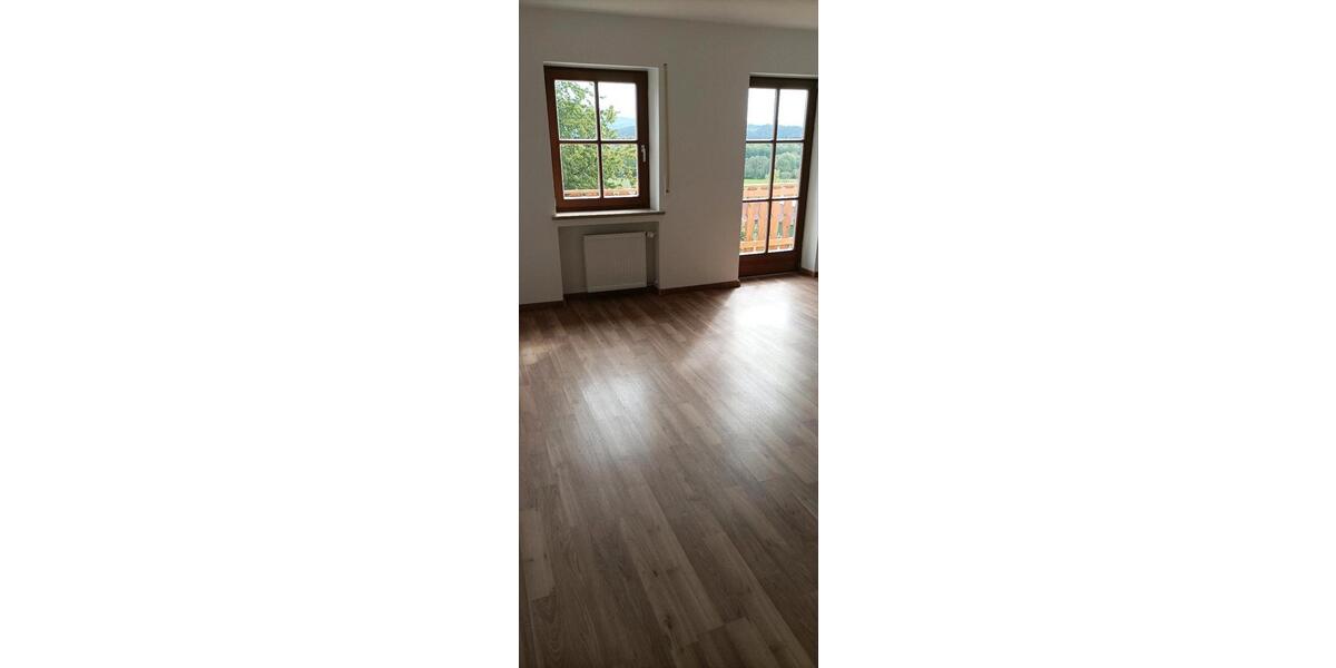 Etagenwohnung Ascha - 3 Zimmer, 95 m&sup2;, 750&euro; | Angebot:26615836