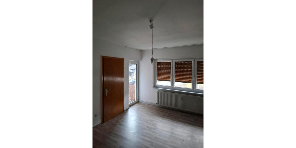 Etagenwohnung Wilhelmsthal - 3 Zimmer, 87 m&sup2;, 800&euro; | Angebot:25711925