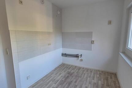 Renovierte 4-Zimmer-Wohnung im Erdgeschoss zu vermieten