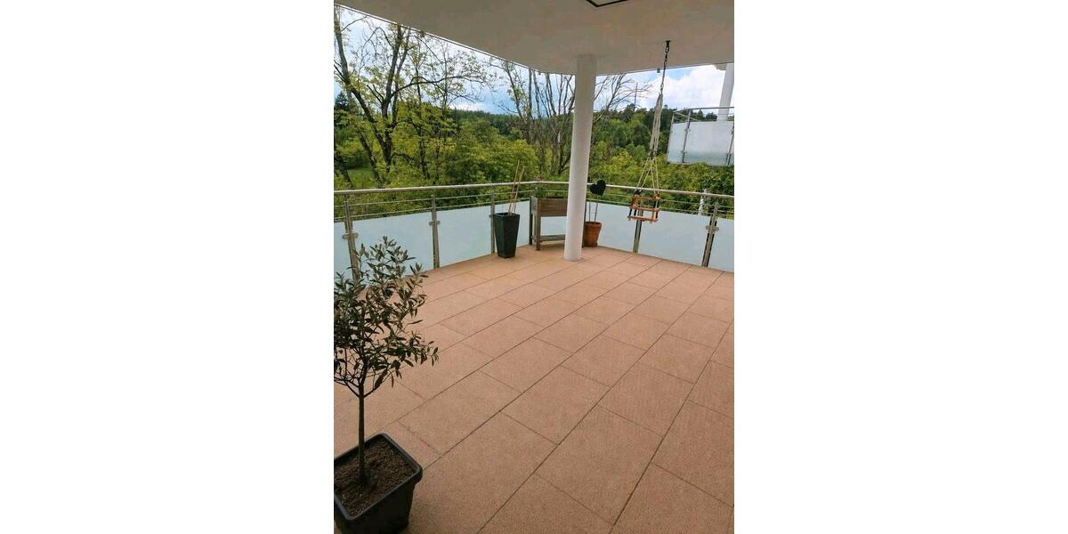 Erdgeschoßwohnung Sulz am Neckar - 4 Zimmer, 118 m&sup2;, 1.350&euro; | Angebot:26600792