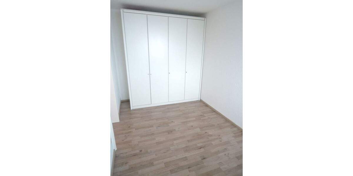 Helle, gepflegte und seniorengerechte Etagenwohnung mit Fahrstuhl und großer Dachterrasse direkt in der Innenstadt 3 zimmer