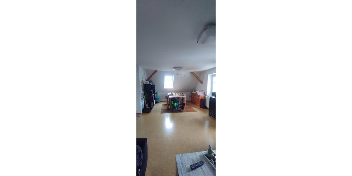 Dachgeschoßwohnung Nabburg - 3 Zimmer, 77 m&sup2;, 650&euro; | Angebot:24763474