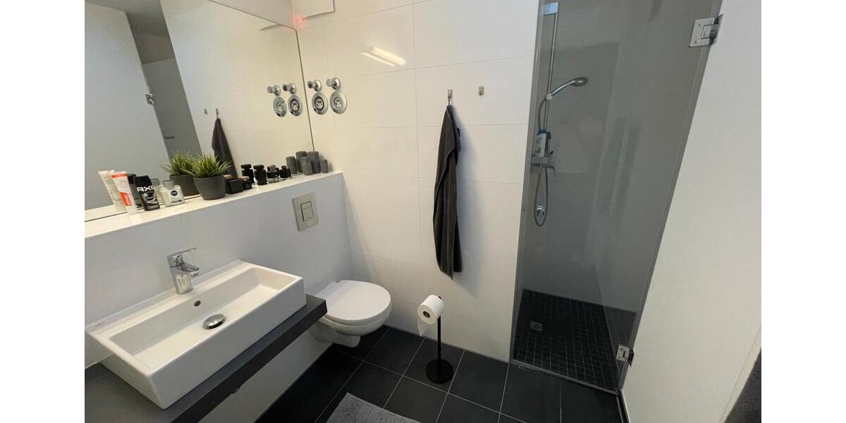 Wohnen auf Zeit Berlin Treptow-Köpenick - 1 Zimmer, 28 m&sup2;, 750&euro; | Angebot:26647485