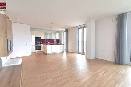 Wohnung Frankfurt Bockenheim - 3 Zimmer, 125 m&sup2;, 2.250&euro; | Angebot:26105139