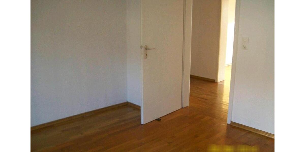 Etagenwohnung Plochingen - 2 Zimmer, 60 m&sup2;, 1.100&euro; | Angebot:26047535