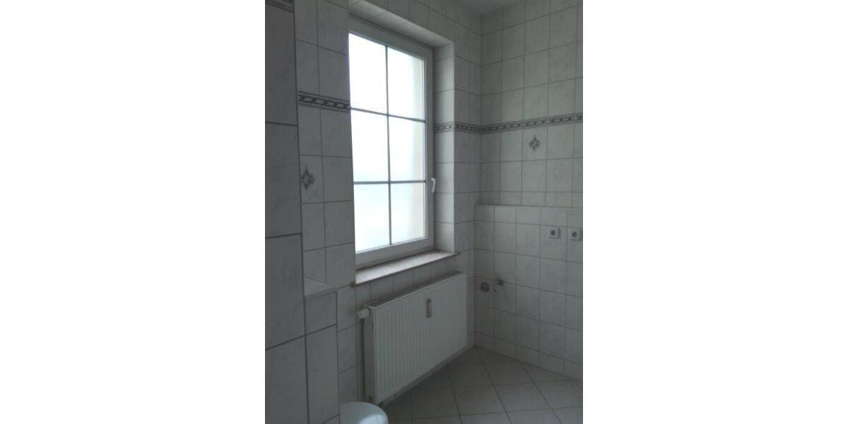 Etagenwohnung Tangerhütte - 3 Zimmer, 90 m&sup2;, 630&euro; | Angebot:26299823