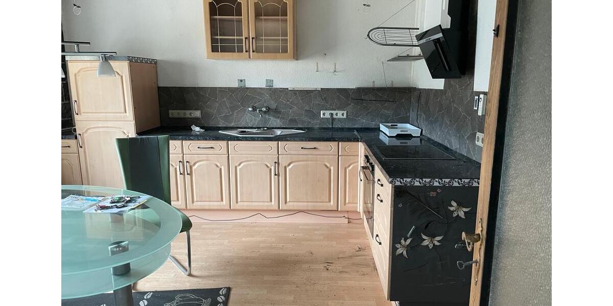 Etagenwohnung Braunsbedra Frankleben - 3 Zimmer, 93 m&sup2;, 460&euro; | Angebot:26022034