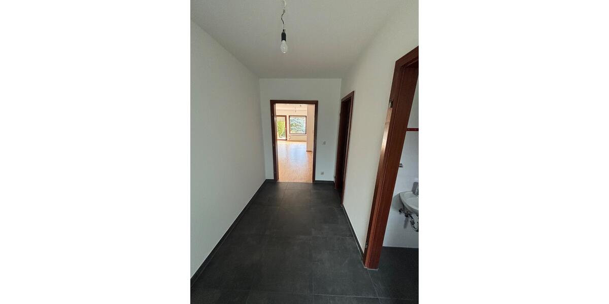 Reihenhaus Nürnberg Holzheim - 6 Zimmer, 120 m&sup2;, 1.700&euro; | Angebot:26048184