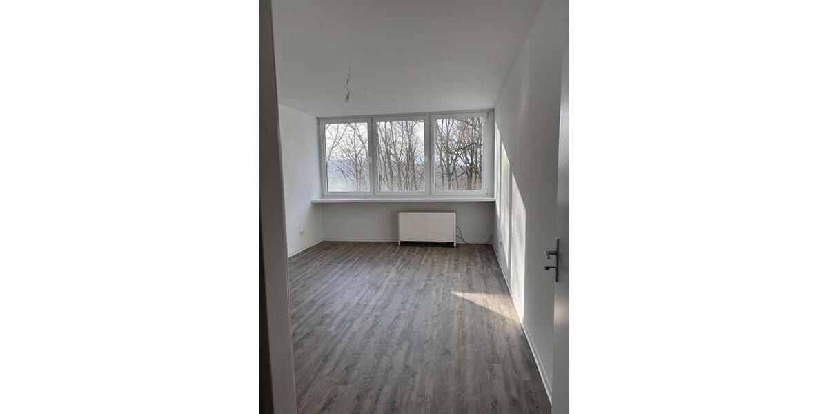Etagenwohnung Karlsruhe Wettersbach - 3 Zimmer, 92 m&sup2;, 1.050&euro; | Angebot:25145374