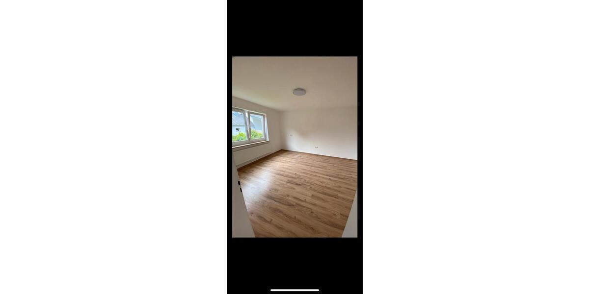 Helle Wohnung Erdgeschoss Küche CarportStellplatz 2.5 zimmer