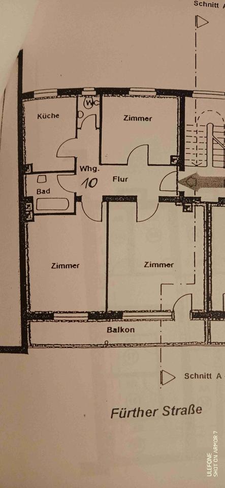 Helle 3 Zimmerwohnung Stadtgrenze Nürnberg 4.OG renovierungsbedür
