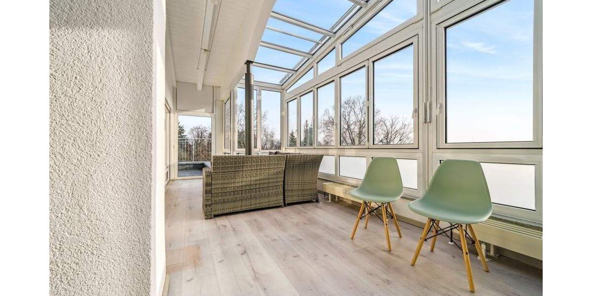 Etagenwohnung Friedrichshafen - 4 Zimmer, 180 m&sup2;, 2.100&euro; | Angebot:25035846