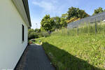 Befristete Vermietung für 2-3 Jahre! Neu renovierter 3 Zimmer Bungalow mit Garage und gr. Garten