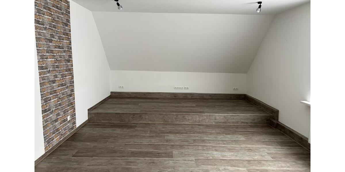 Etagenwohnung Clausthal-Zellerfeld Zellerfeld - 3 Zimmer, 105 m&sup2;, 600&euro; | Angebot:26049260