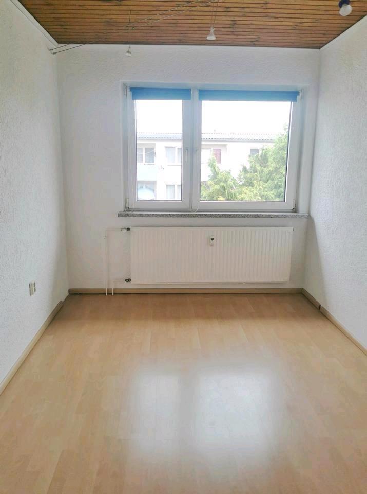 Helle 4-Zimmer-Wohnung in Hanau-KleinAuheim zu vermieten