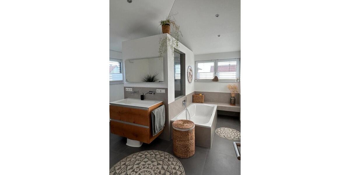 Einfamilienhaus Kettershausen - 6 Zimmer, 212 m&sup2;, 2.000&euro; | Angebot:25046990