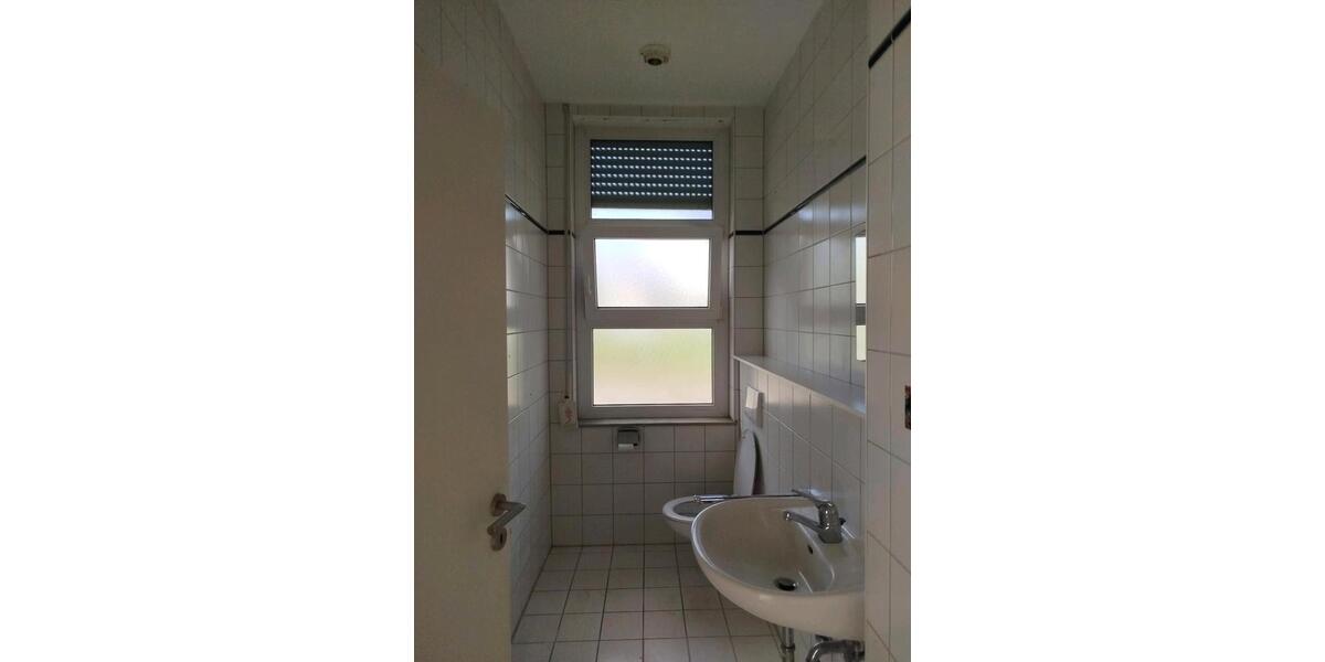 Gewerbeobjekt Herrenberg - 1.750&euro; | Angebot:26251003