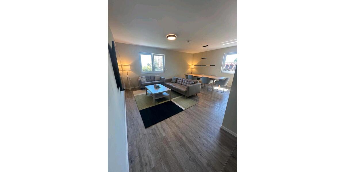 Etagenwohnung Müllrose - 6 Zimmer, 167 m&sup2;, 1.800&euro; | Angebot:26386768
