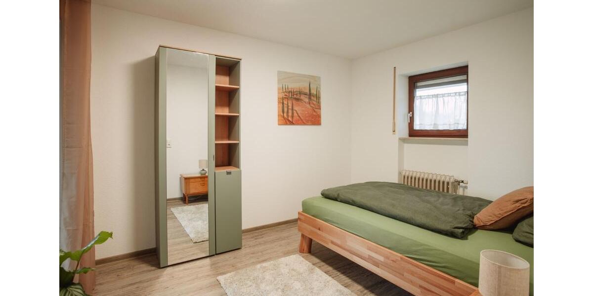 Erdgeschoßwohnung Bretzfeld - 3 Zimmer, 80 m&sup2;, 130&euro; | Angebot:25783423