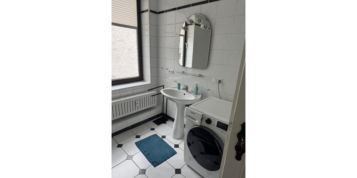 Wohnen auf Zeit Düsseldorf Stadtbezirk 3 - 2 Zimmer, 75 m&sup2;, 800&euro; | Angebot:26337028