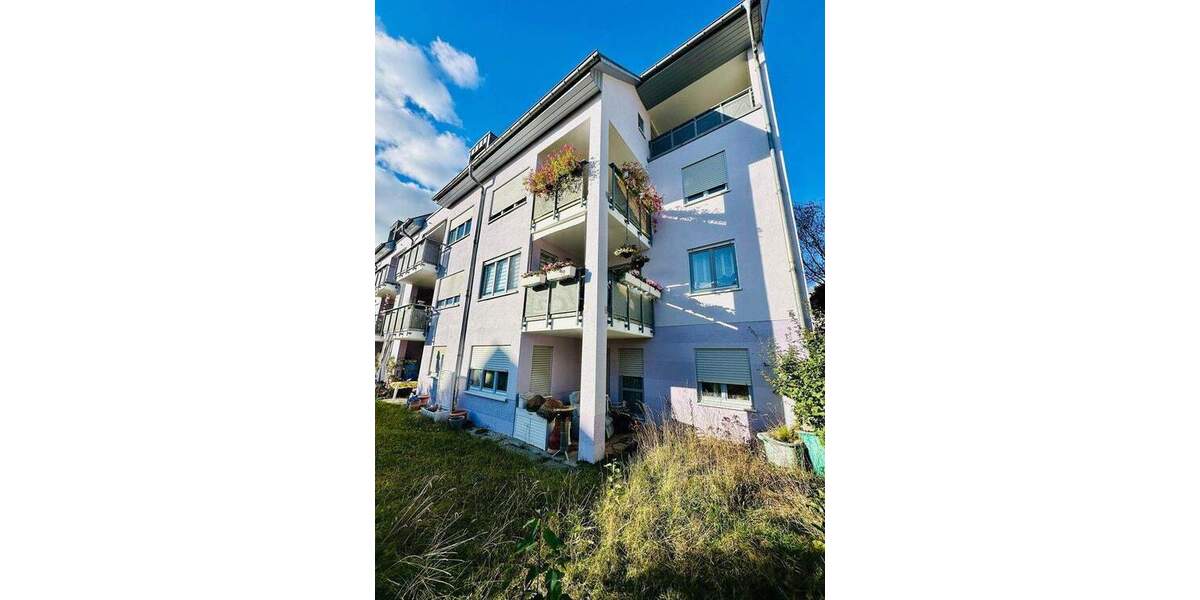 Erstbezug nach Sanierung - charmante 3-R-Gartenwohnung mit Terrasse und TG-Stellplatz 3 zimmer