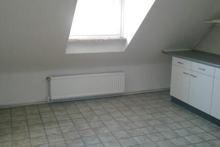 MG-Hermges : DG-Wohnung zu vermieten ab 01.02.2026 2 zimmer