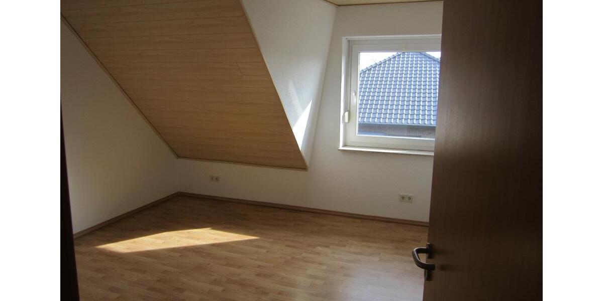 Etagenwohnung Friedeburg - 2 Zimmer, 70 m&sup2;, 600&euro; | Angebot:25867758