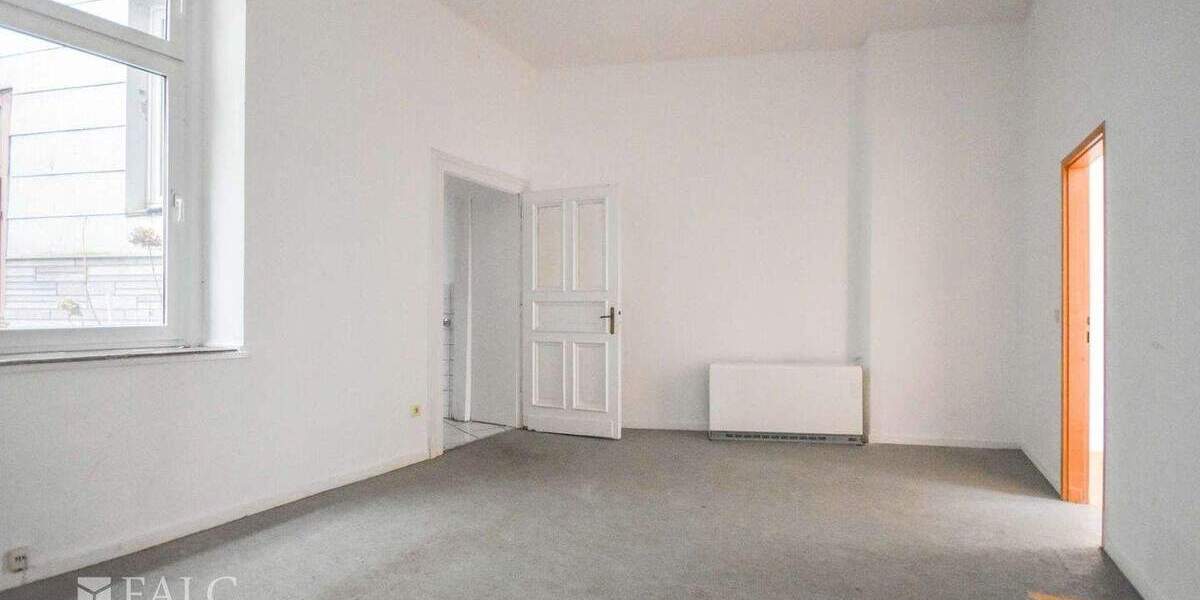 Etagenwohnung Krefeld Stadtmitte - 3 Zimmer, 75 m&sup2;, 625&euro; | Angebot:25096301