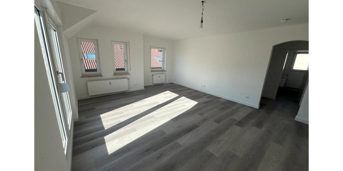Dachgeschoßwohnung Pforzheim Brötzingen - 2 Zimmer, 60 m&sup2;, 950&euro; | Angebot:26532909