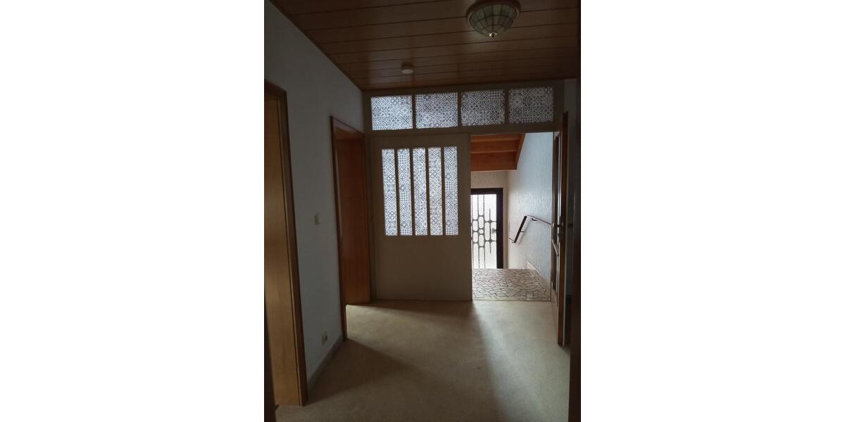 Erdgeschoßwohnung Heuchelheim a. d. Lahn - 3 Zimmer, 80 m&sup2;, 1.100&euro; | Angebot:24828331