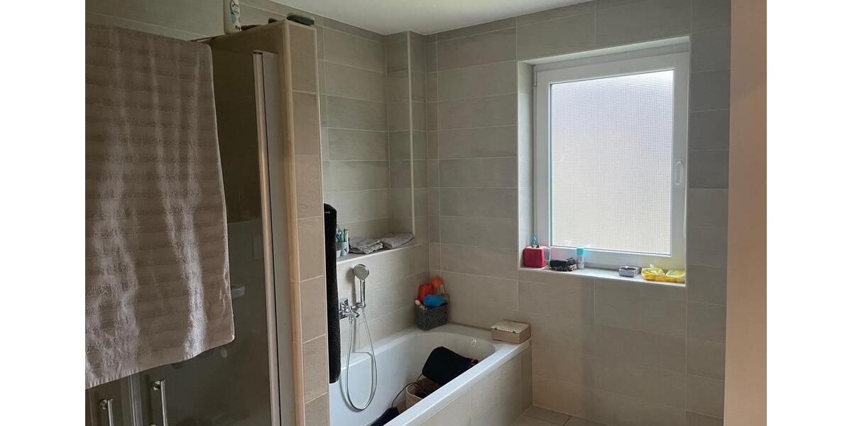 Hochparterre Mettlach - 3 Zimmer, 93 m&sup2;, 1.100&euro; | Angebot:25497668