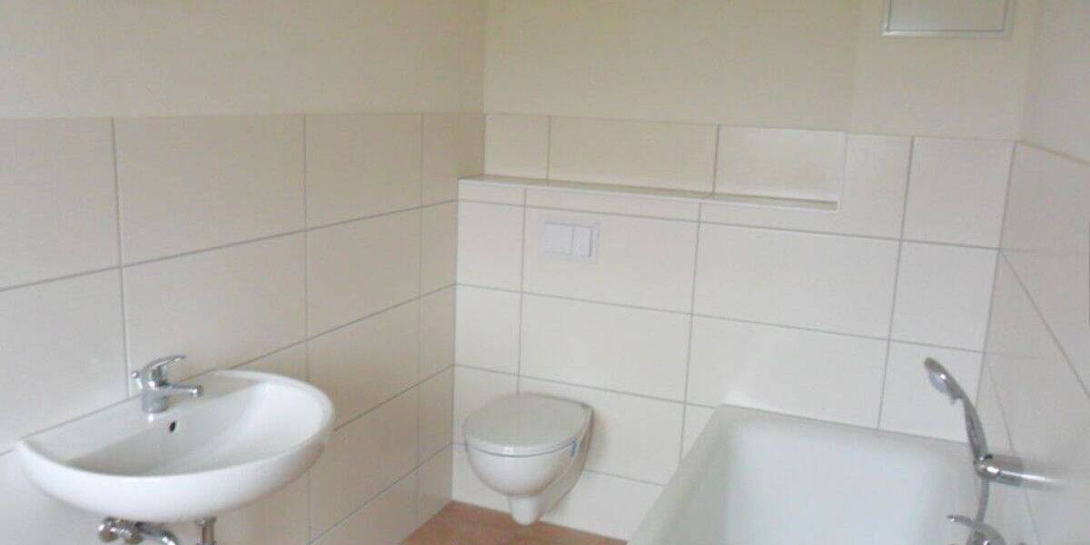 Reihenmittelhaus Züssow - 4 Zimmer, 110 m&sup2;, 770&euro; | Angebot:26902629