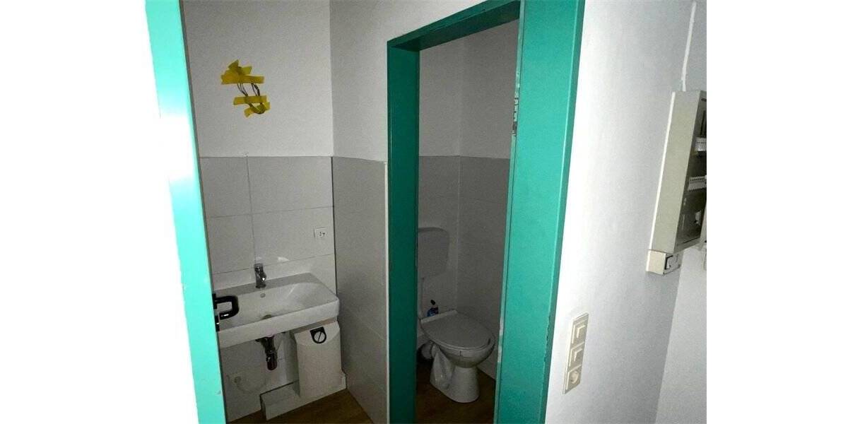 Gewerbeobjekt Bad Schwartau - 1 Zimmer, 56 m&sup2;, 470&euro; | Angebot:25735944