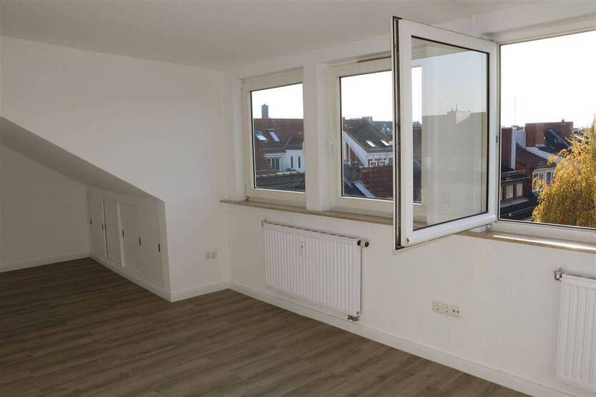Wunderschöne, renovierte 3-Zimmer-Wohnung in der Neustadt